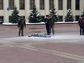 Protest EXTREM în Belarus! ŞI-A DAT FOC în faţa guvernului